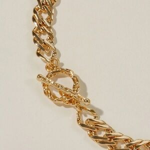 Gold Toggle Link Necklace